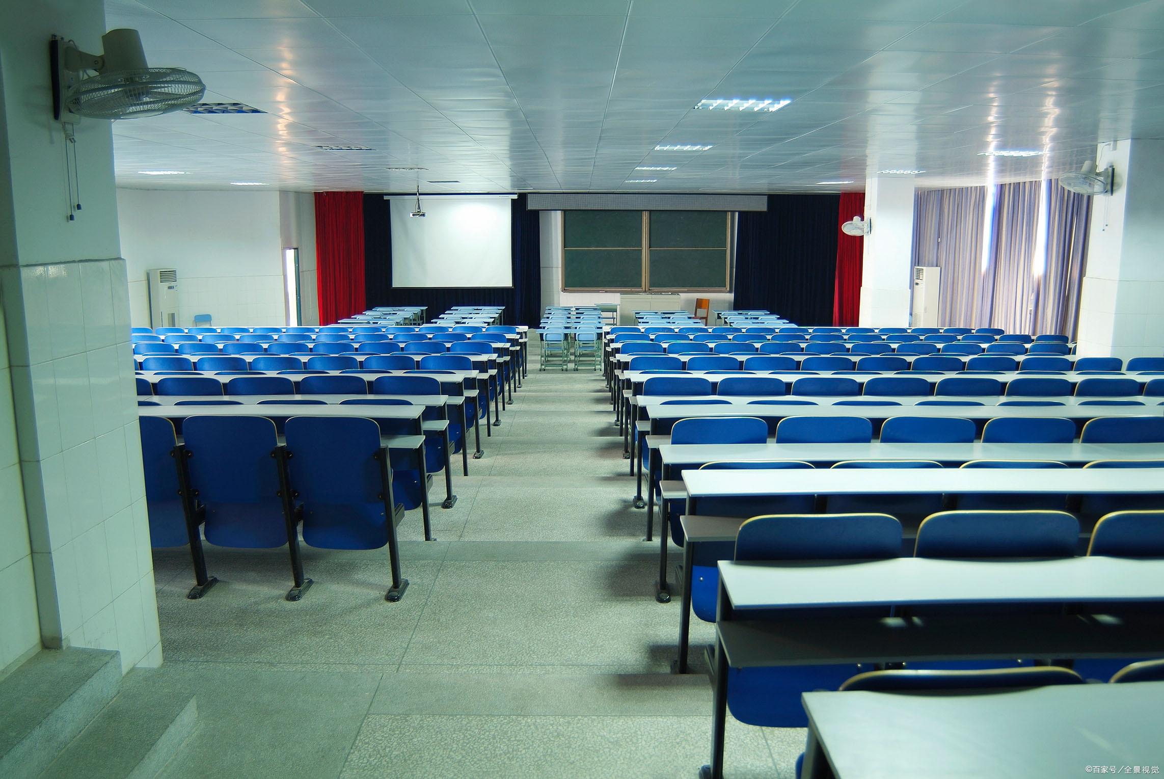 最新本科生开启人生新篇章，大学岁月的新起点🎓