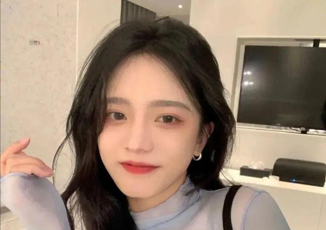最新长发美女视频，心灵与自然的绝美之旅