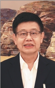 刘明忠新职务引领科技革新，前沿高科技产品新篇章体验