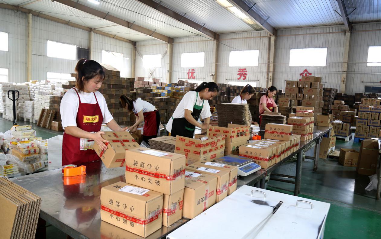 探索特色小店的非凡魅力,最新电商模式揭示小巷中的隐藏宝藏