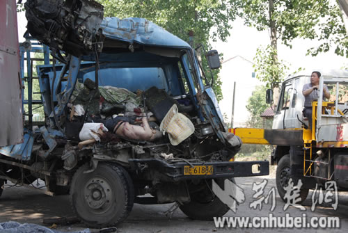 宜昌车祸新闻更新，应对车祸事件的步骤指南（适用于初学者与进阶用户）