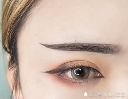 探索时尚秘境,2024年最新眉形潮流发布地与小巷深处的秘密