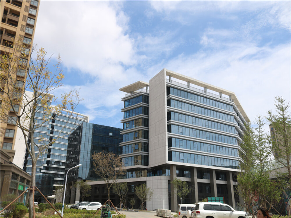 蔚蓝创新天地最新动态,小巷特色小店惊喜亮相!