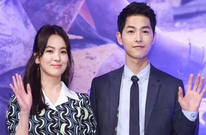 宋仲基宋慧乔最新消息与科技新品亮相,生活与爱情的同步焕新时刻(2024年)