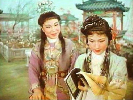 张老师,教育领域的璀璨新星闪耀教育界的光辉典范