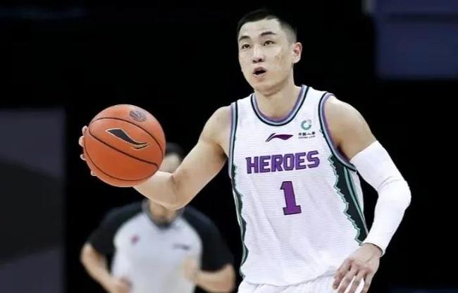 高诗岩最新动态,篮球新星闪耀赛场,影响力持续扩大