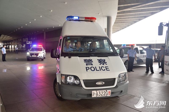 最新小额诈骗动态揭秘，小巷深处的神秘特色小店警惕诈骗风险