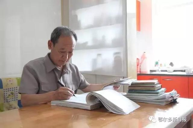 下岗民办教师的最新动态与更新资讯