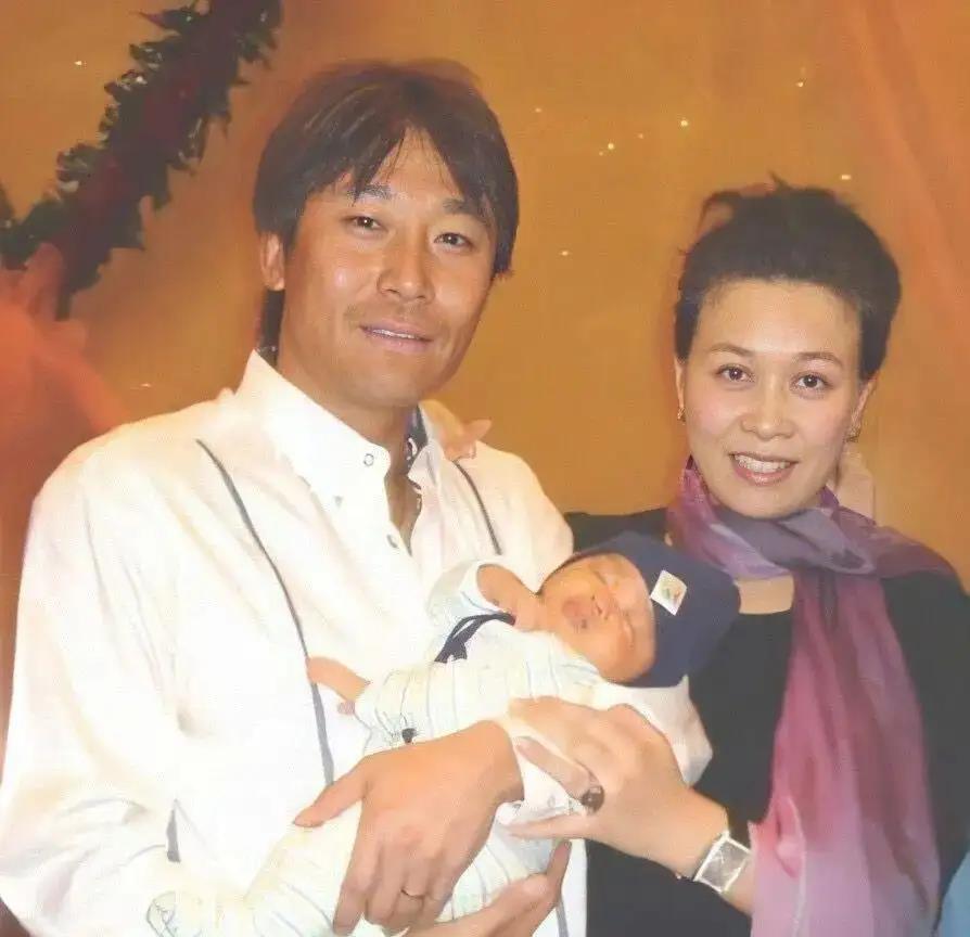 明星演唱会耳机，听觉盛宴中的独特体验之旅