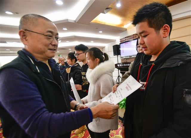 音乐比赛作文,激情与才华的交响盛宴,展现音乐魅力与才华的舞台