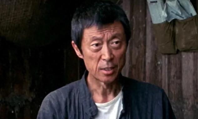 金鸡1演员的日常,友情、家庭与舞台上的璀璨人生