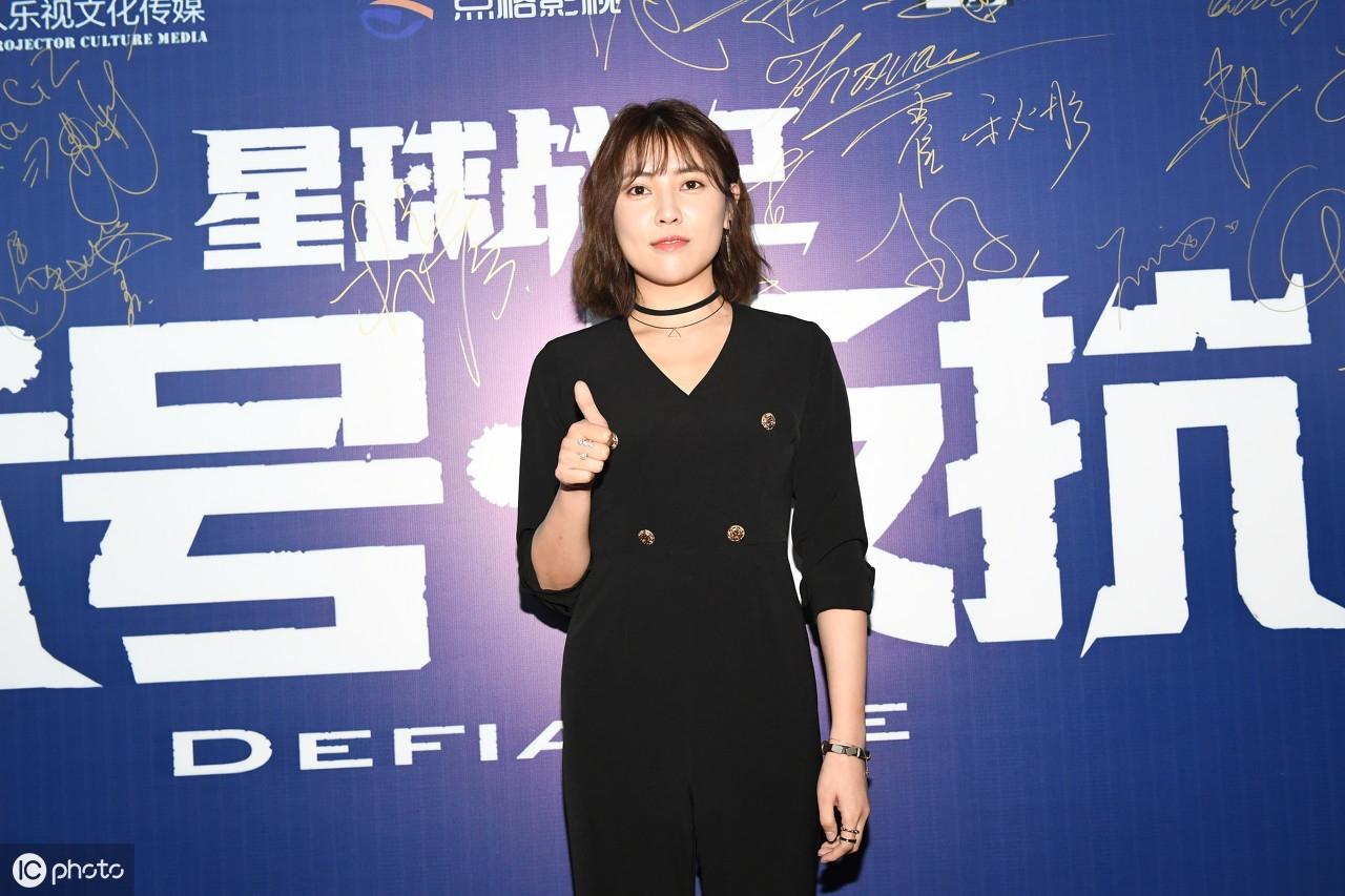 演员黎萱的独特魅力之旅，璀璨星辰的遇见