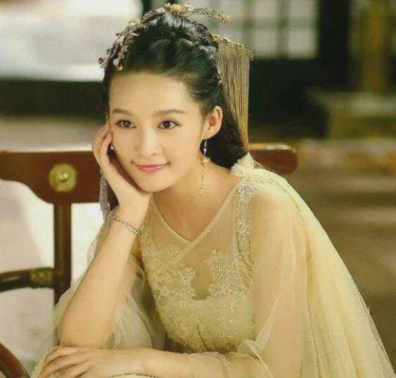 荆小八在楚乔传中的热血演绎，传奇演员展现角色魅力！