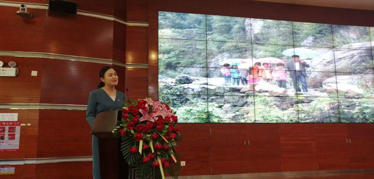 镇平电视台主持人,优雅才华并存的光彩之星✨