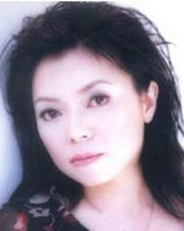 演员王小蓉的彩色生活，爱与陪伴的温馨日常