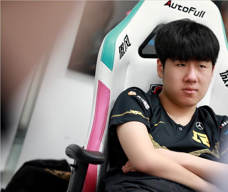 LPL今日赛事概览,比赛动态与精彩瞬间