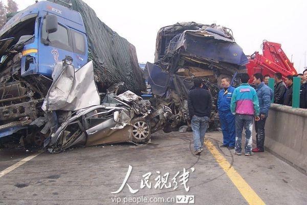 福银高速车祸最新消息,科技智能守护生命,护航安全出行