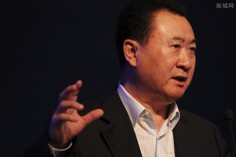 王健林引领科技革新,重塑生活体验,科技巨擘展望未来新篇章