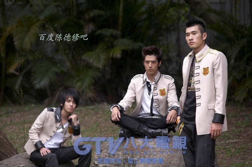 终极三国最新,跨越时空的青春热血传奇传奇重磅上线!