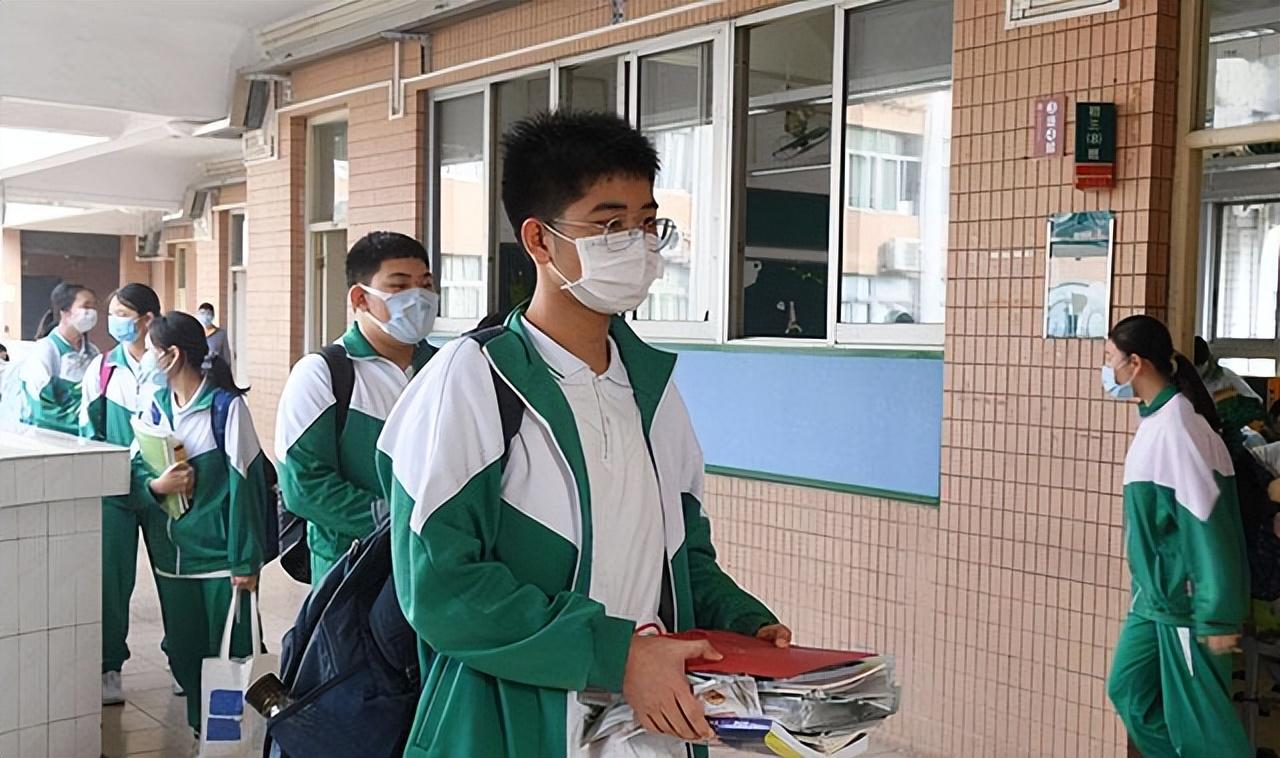 最新暴雨通知，科技智能守护安全，生活无忧预警通知